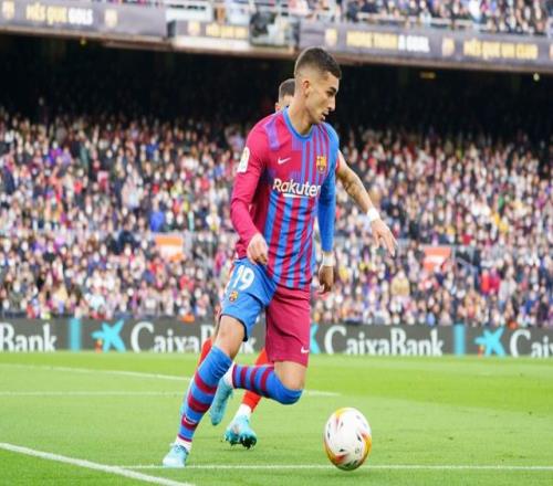 关于瓦伦西亚迎英超关键赛,转会期篮板制胜,底气十足,高层口径保持一致的信息 关于瓦伦西亚迎英超关键赛,转会期篮板制胜,底气十足,高层口径保持一致的信息