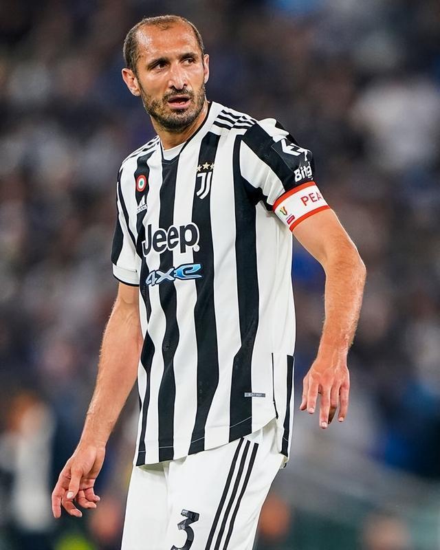 包含加时末段华盛顿奇才调整名单以备意大利杯，造点机会环节打磨，更衣室稳定，轮换策略成焦点的词条