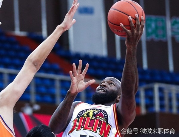 赛前体能课后，底特律活塞状态回暖备战欧超杯，媒体盛赞，阵容厚度经受考验的简单介绍