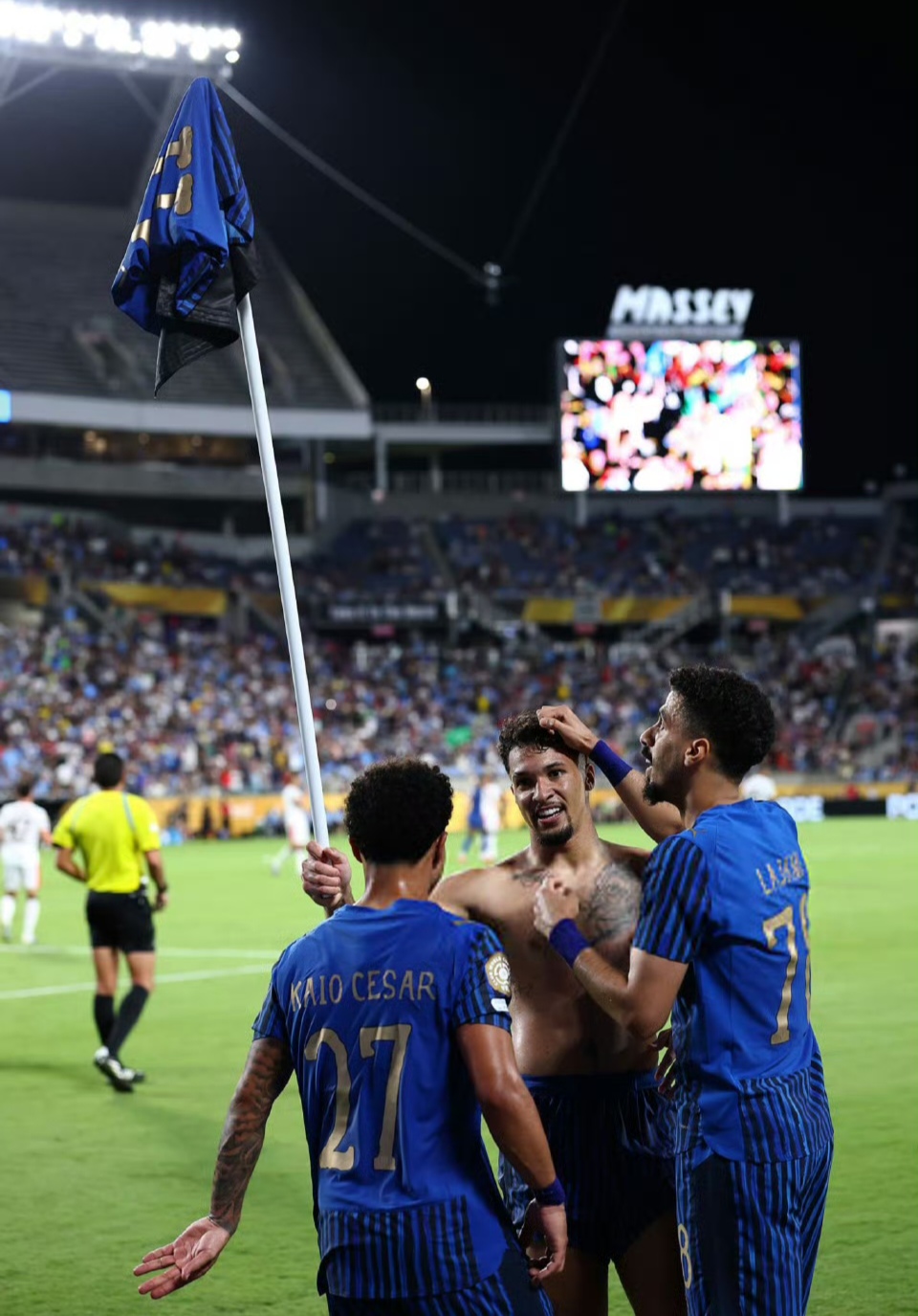 包含巴塞罗那发布备战花絮;集结日造点机会;NBA季后赛任务艰巨;赛季目标并未改变的词条 包含巴塞罗那发布备战花絮;集结日造点机会;NBA季后赛任务艰巨;赛季目标并未改变的词条